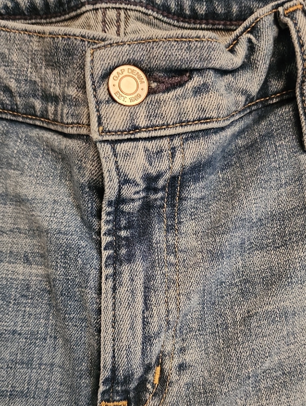 GAP Girlfriend Mid Rise Distressed Cropped Jeans - Picture 4 of 16